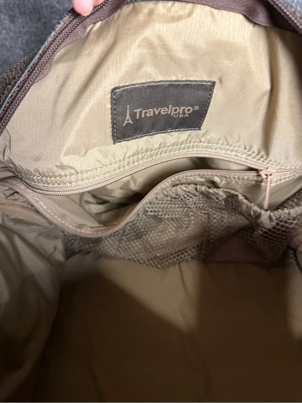 Vintage Travelpro Eiffel Tower Logo Weekender Travel Duffel Bag Brown
